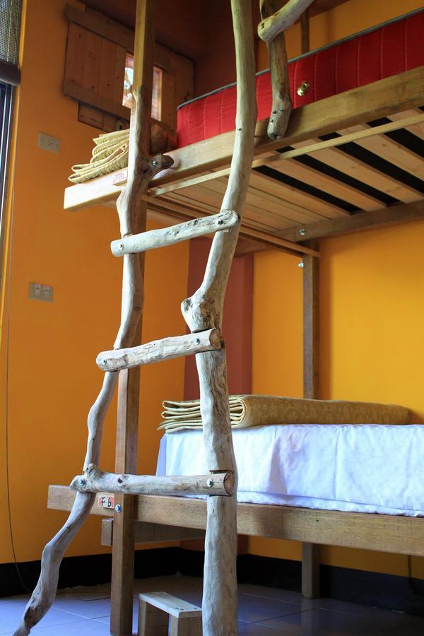 דונגהה Dulan Groundnut Backpacker Hostel מראה חיצוני תמונה