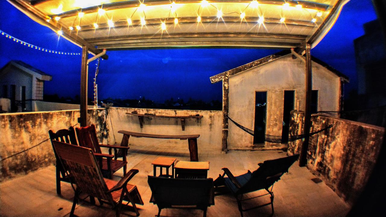 דונגהה Dulan Groundnut Backpacker Hostel מראה חיצוני תמונה