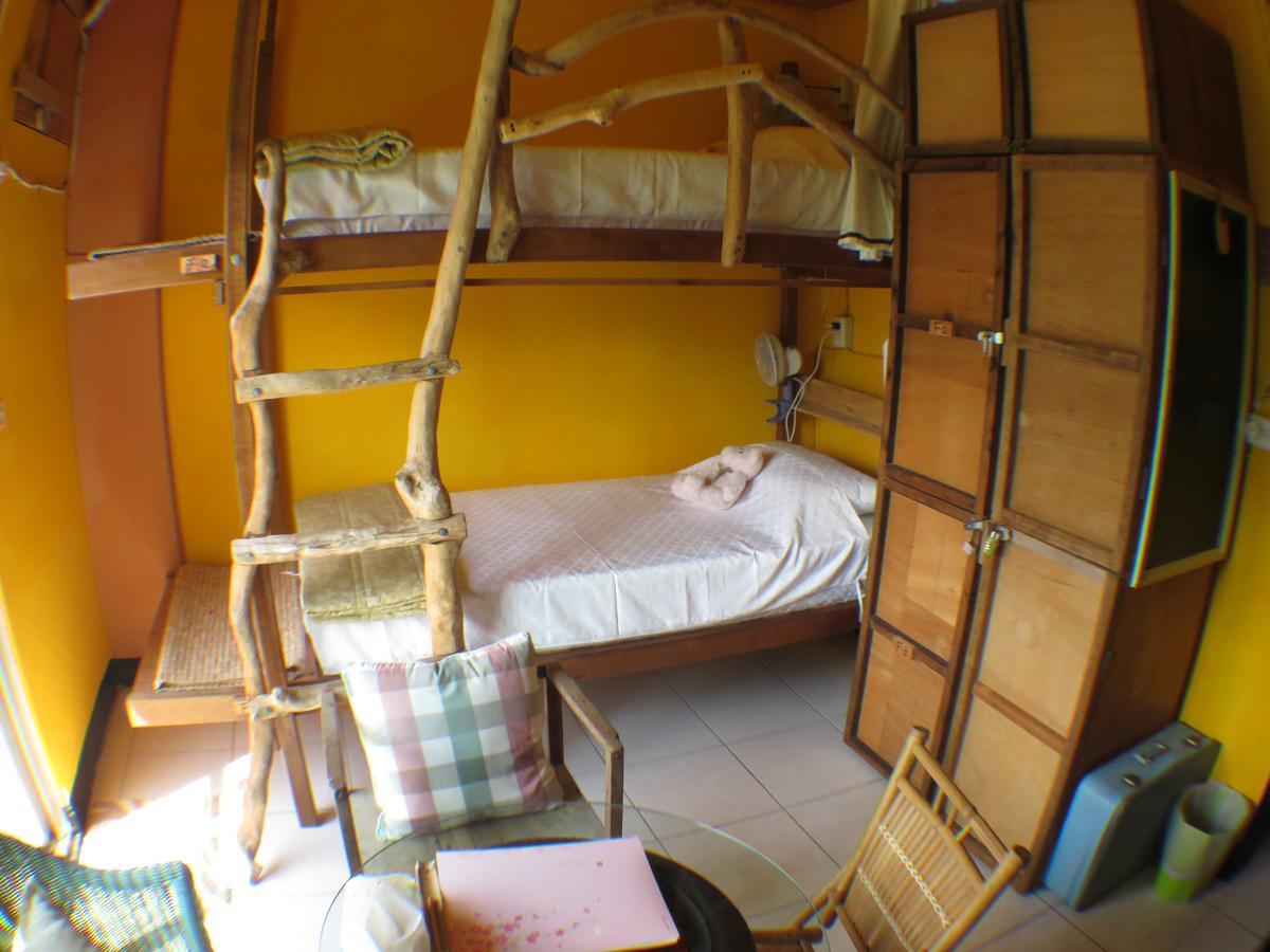 דונגהה Dulan Groundnut Backpacker Hostel מראה חיצוני תמונה